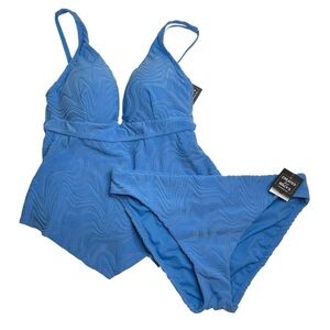 Bar III Hanky-Hem Tankini Top & Shirred-Side Hipster Bottoms Heat Wave Blue M
